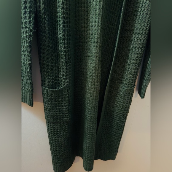 Icon Apparel Loose Knit Cardigan Sweater. Size Small. Green. - Picture 4 of 5
